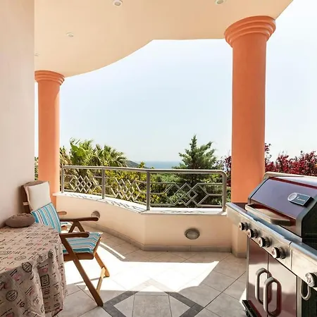 Luxury Serenity Kymi Villa *